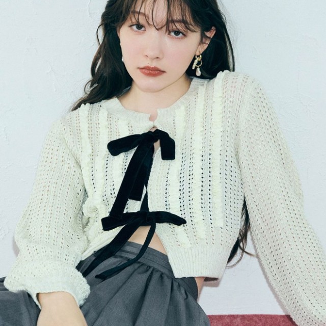 Lily Brown （リリーブラウン)ベロアリボンニットカーディガン