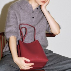 秋コーデにとりいれたい【 YAHKI (ヤーキ) AUTUMN COLLECTION 】 シーズンライクな深みのあるカラーと愛らしいフォルムのシュリンクレザーバッグが入荷