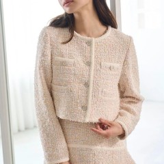 【 SNIDEL 2025 Winter Collection 】春まで使える肌見せショルダーロングワンピースやふわふわキラキラとした華やかなオリジナルファンシーヤーンジャケット解禁