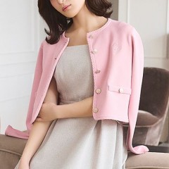 【 2026 KNIT COLLECTION -春の始めに着たい ニット アイテム- 】フリル ディテール や シアー ポロ、トリム カーディガン などトレンドライクな春ニットをご紹介♪