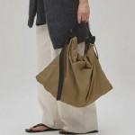 【 2026 AUTUMN GOODS COLLECTION 】コーデのアクセントになるレザーバッグや、miffy コラボ トート、シーズンライクな ファー アイテム など ご紹介♪