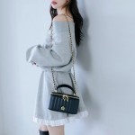 【 SNIDEL 2026 AUTUMN COLLECTION 】スウェット セットアップ や ニット パンツ 、ファー素材の ロゴ バッグ など 秋冬を彩る大人可愛いアイテムが入荷♪